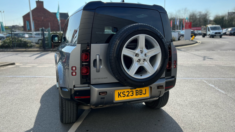 Land Rover Defender 3.0 D250 X-Dynamic SE 90 3dr Auto Diesel Estate